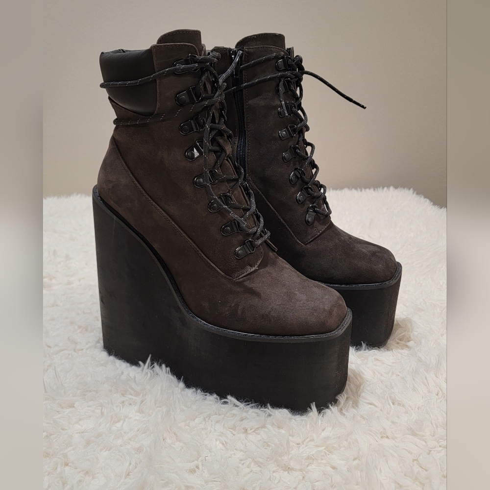 Darker Waves Wedge Boots